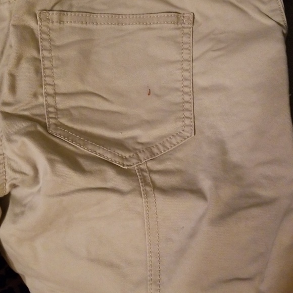 CHICO'S KHAKIS. - Picture 4 of 6